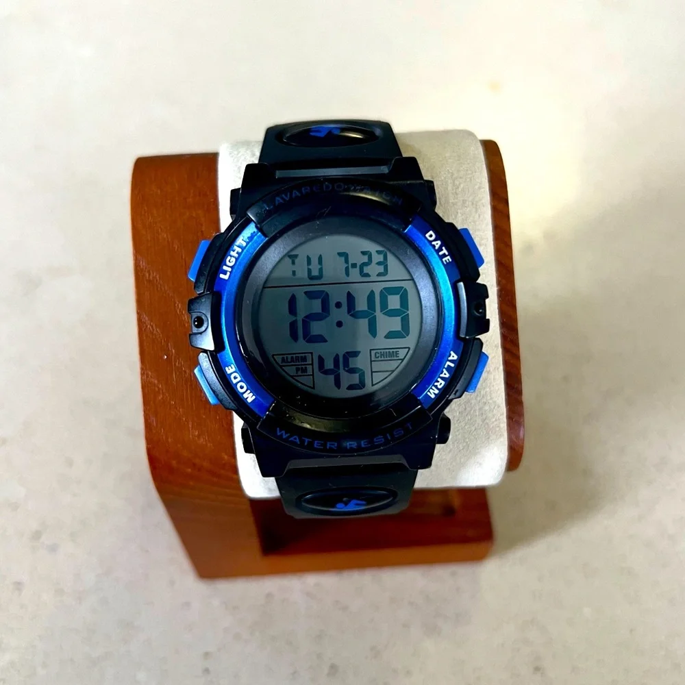 Digital‎ Watch